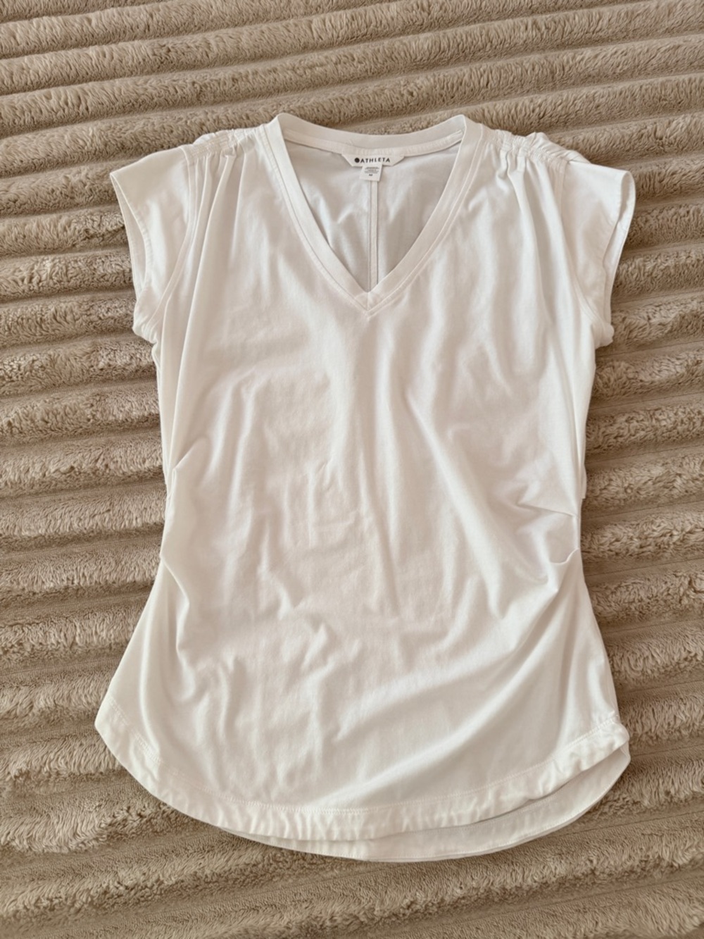 Athleta White V-Neck Cap Sleeve Tee